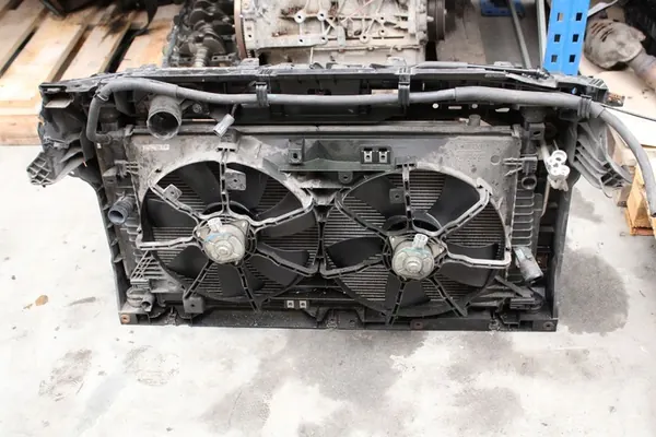 MAZDA 3 II gen 1.6B Framskärm Kylare Fläktar Z66815025 image 2