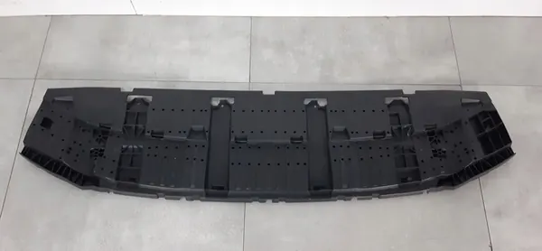 AUDI Q3 Framskärmskydd 8U0807233E image 3