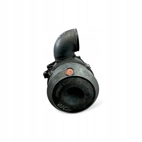 MAN Luftfiltergehäuse OEM 81064016268 - Gebraucht image 4
