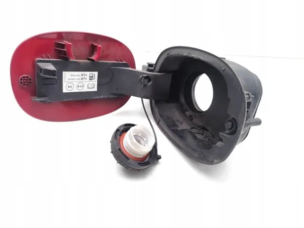 Kia Ceed Tankklappe OEM 69513-J7000 - Gebraucht image 9