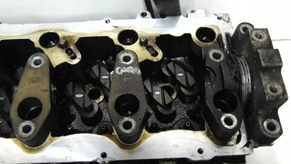 Hyundai OE 22111-27400 Engine Head image 4