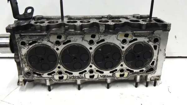 Hyundai OE 22111-27400 Engine Head image 7