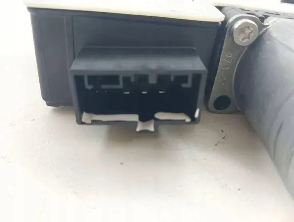 Seat Arona Linker achterdeur raambediening OEM E850202013 image 6