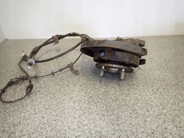 Used Hyundai OE Rear Right Anchor Plate image 3