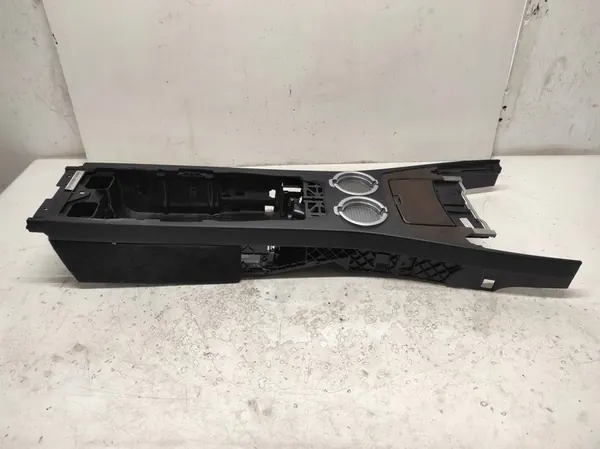 BMW 7 E65 E66 01- Tunnel Central image 2