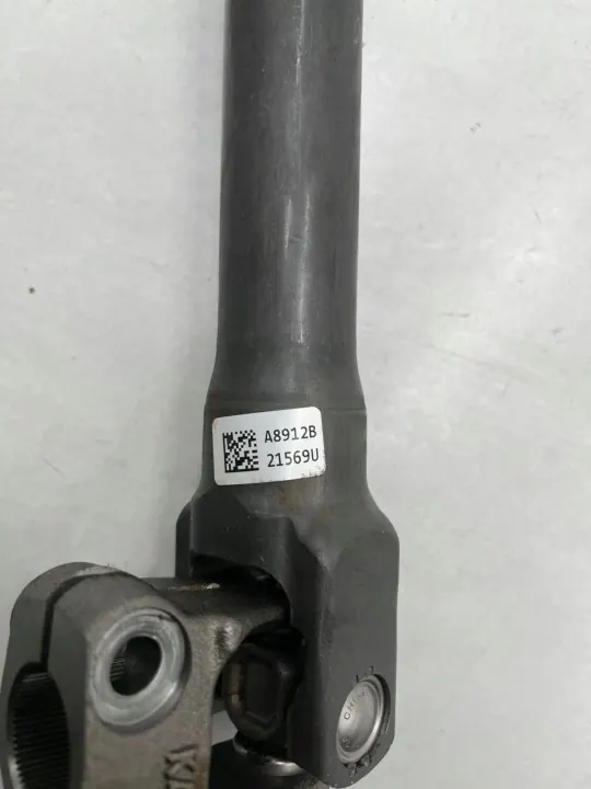 Croix de colonne de direction Nissan OE OEM 21569U image 3
