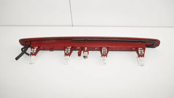 Fiat OE Bakre Bromsljus OEM 360189634 - Begagnad image 6