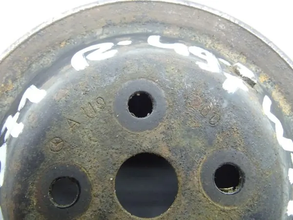 Mercedes Waterpomp Katrol OEM A1192000705 - Gebruikt image 4