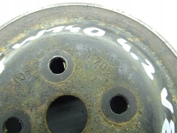 Mercedes Waterpomp Katrol OEM A1192000705 - Gebruikt image 5