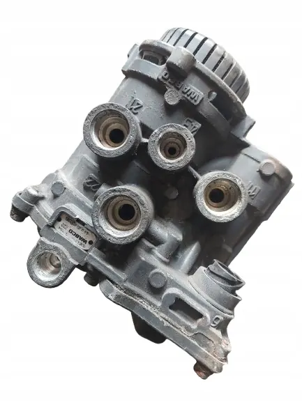 Válvula de Control WABCO OEM 4802040020 - Usada image 2