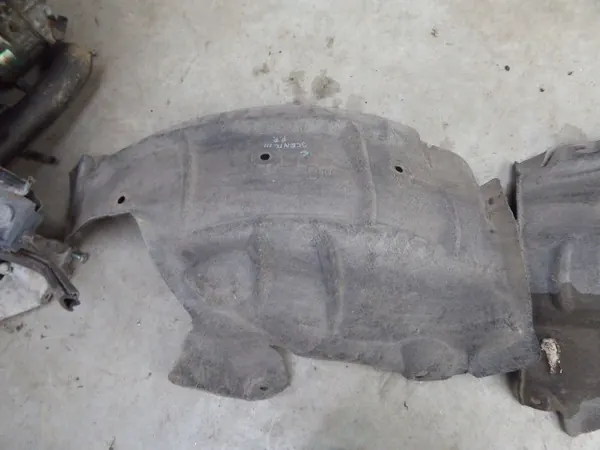 Renault Scenic III Right Front Wheel Arch image 3