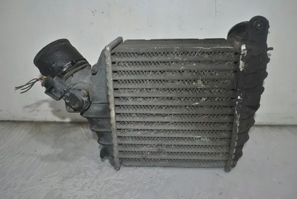INTERCOOLER VW NEW BEETLE 1C0145803 image 2