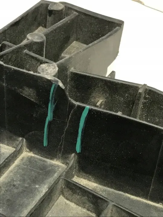 Peugeot 308 Underskärm image 8