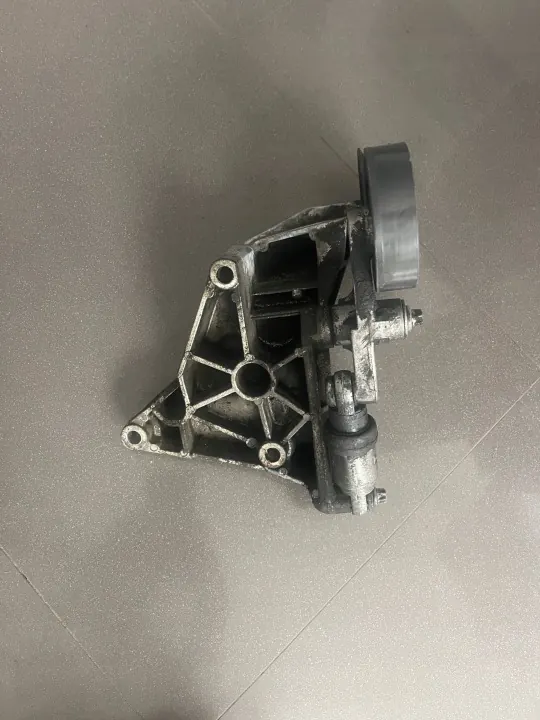 Support de montage Opel Astra G II OEM 9202480 image 2