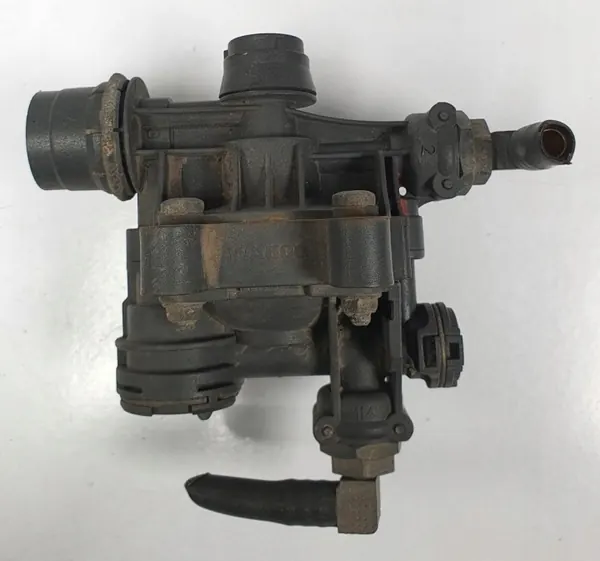 Luftdruckregelventil OEM A0064291244 Mercedes Actros image 2
