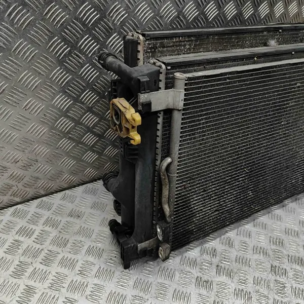 VW Kühlteil OEM 0488010148 für Golf VII 2.0L image 3