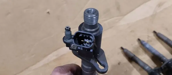 Injektor Land Rover Range Rover Jaguar 3.0D image 6