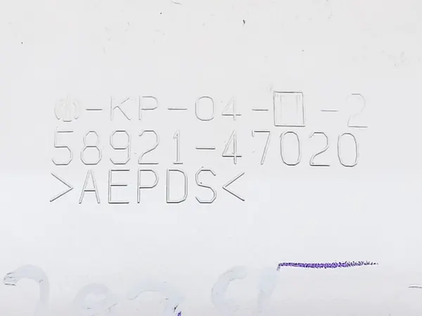 Moldagem console central Toyota Prius 2016 OEM 5892147020 image 9