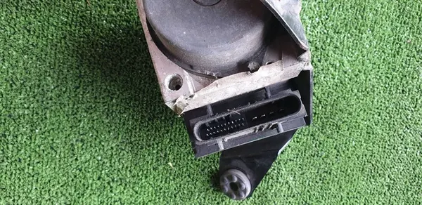 Renault ABS-pomp 8201011838 image 2