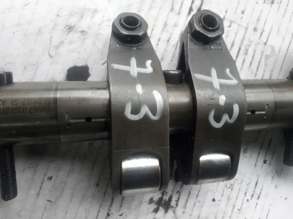 OEM 03G109527B Arbre à cames pour injecteurs-pompes 2.0 TDI image 5