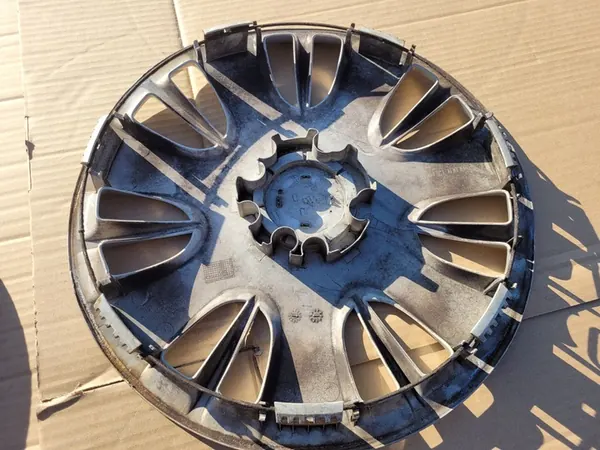 Fälgkåpa Opel Astra K 15" Silver image 4