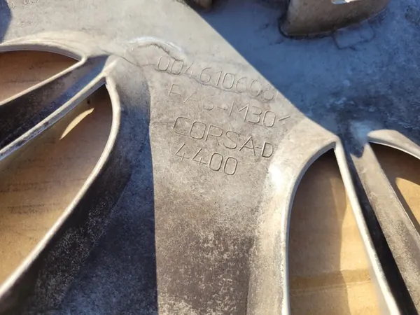 Fälgkåpa Opel Astra K 15" Silver image 5