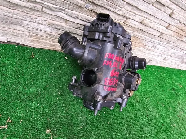 Termostato BMW X1 F48 X2 F39 F45 8631943 image 2