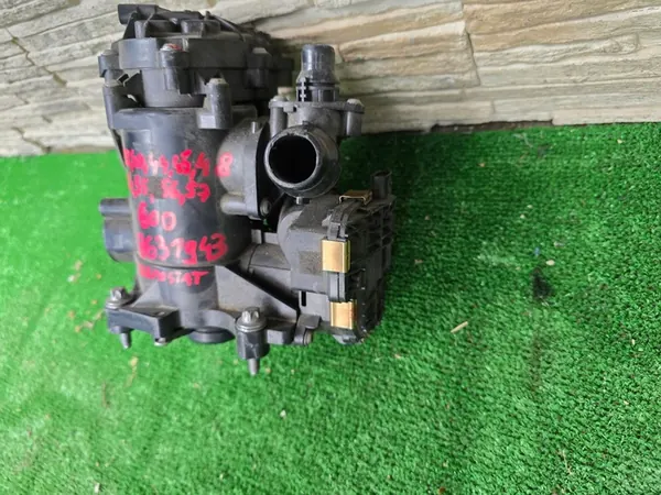 Termostato BMW X1 F48 X2 F39 F45 8631943 image 3