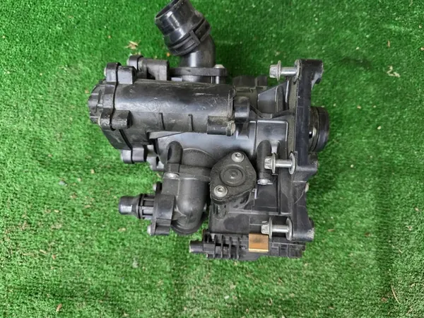 Termostato BMW X1 F48 X2 F39 F45 8631943 image 4