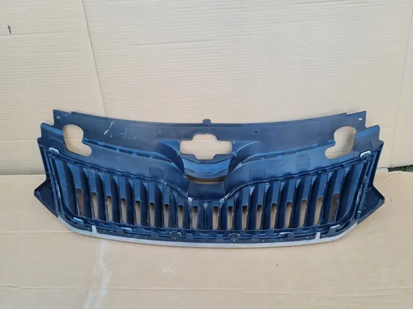 Griglia anteriore SKODA RAPID 5JA853668 image 3