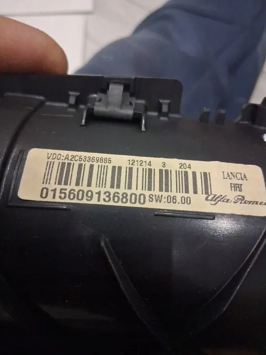 Écran de navigation OEM 015609136800 pour Alfa Romeo Giulietta image 5