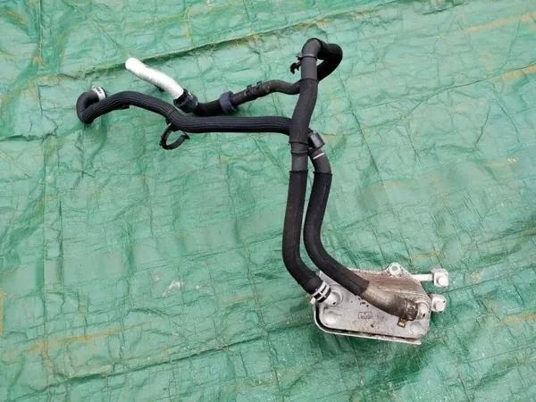 Arrefecedor de óleo Ford Ranger 3.2 TDCI OEM JB3G-7A095-BA image 2