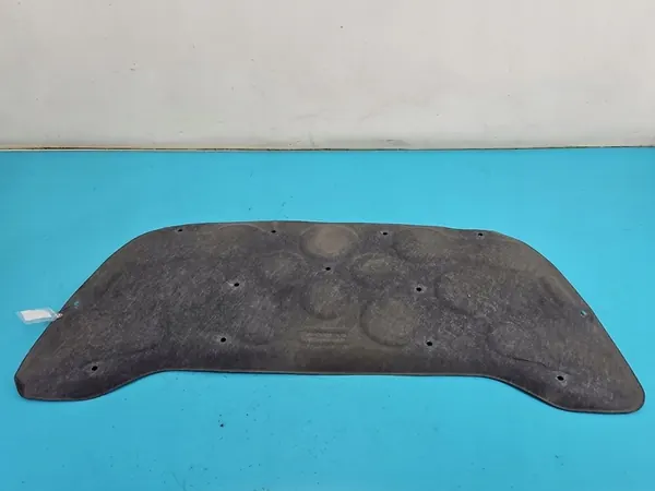 Isolamento Acustico Cofano Mercedes W176 image 2