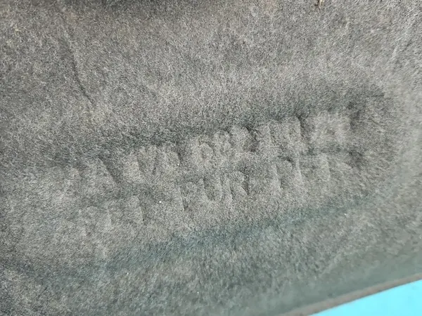 Isolamento Acustico Cofano Mercedes W176 image 3