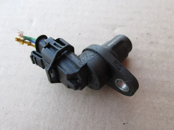 Kamaxelsensor Maserati Ghibli III 3.0 Diesel OEM image 3