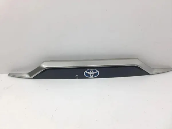 OEM 7680142240 Garniture Hayon Toyota RAV4 2019-2024 image 2