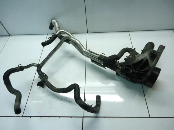 Pompe à eau Opel Antara 2.2CDTI OEM 25189645 image 3