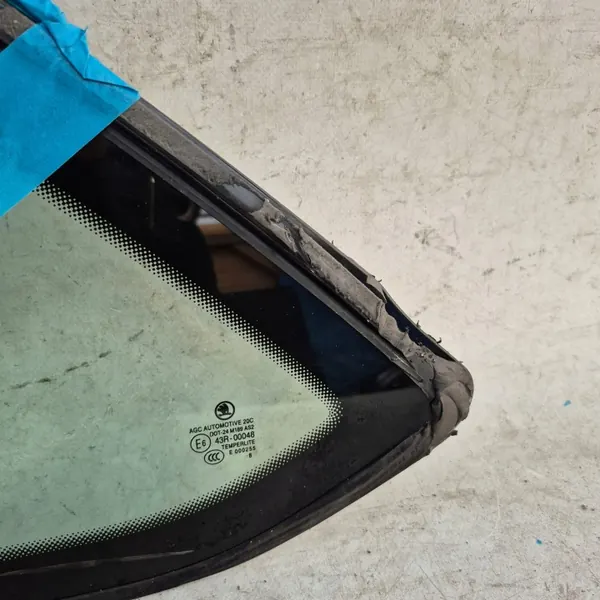 OEM SKODA OCTAVIA III 3 KOMBI 13-20 Linker Achterzijde Carrosserieglas image 3