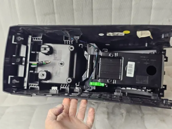 OEM 30791467 Accoudoir Console Volvo V60 S60 XC60 image 8