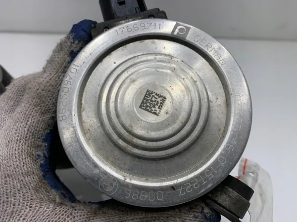 Pompe à eau OEM 8625097 pour BMW F30 2.0L 245CH image 5