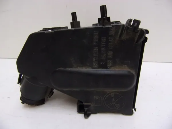 Zekeringkast Jeep Compass II OEM 1037861632 - Gebruikt image 3