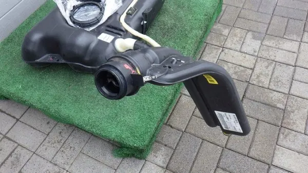 Réservoir à carburant OEM 9805116580 Peugeot 2008 I image 3