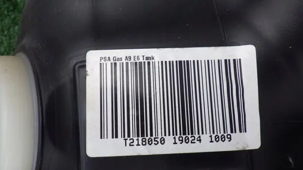 Réservoir à carburant OEM 9805116580 Peugeot 2008 I image 8