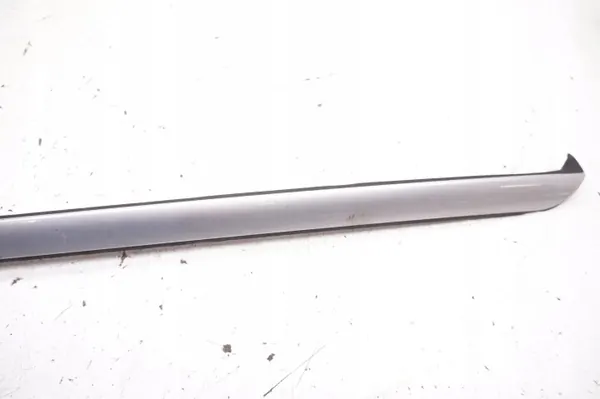 Junta de para-brisa dianteira esquerda Volvo XC60 I OEM 30784797 image 3