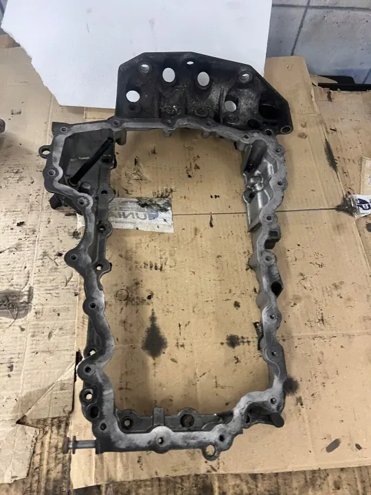Carter moteur OEM 9609296280 pour 2.0L Diesel image 3