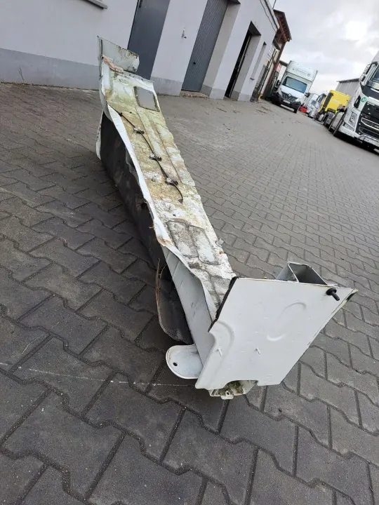 Longarina cabina direita OEM para Volvo FH4 FH5 Euro 6 image 9