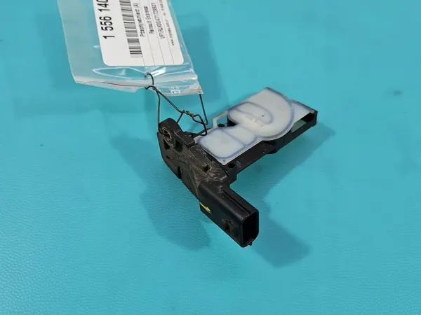 Sensor de Fluxo de Ar Renault OE OEM 8201680522 - Express 1.5 DCI image 2