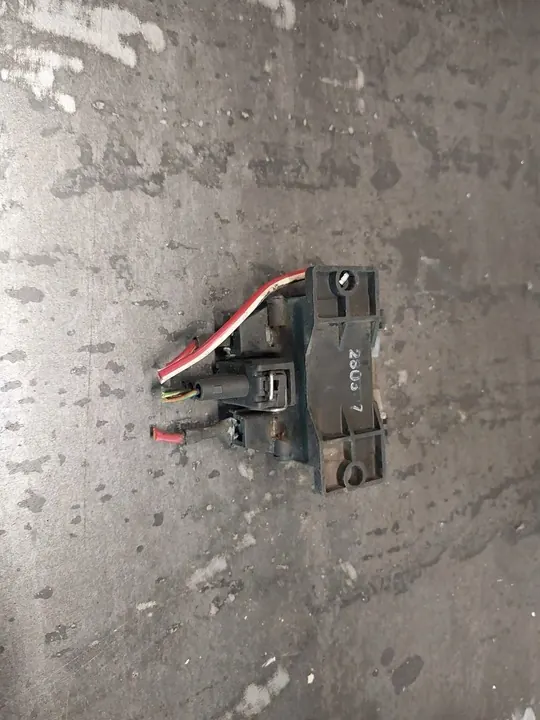 Sytytystulpparele Volvo S70 V70 2.5TDI 9162929 image 3