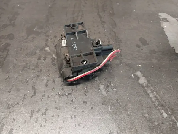 Sytytystulpparele Volvo S70 V70 2.5TDI 9162929 image 6