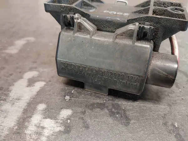 Sytytystulpparele Volvo S70 V70 2.5TDI 9162929 image 9